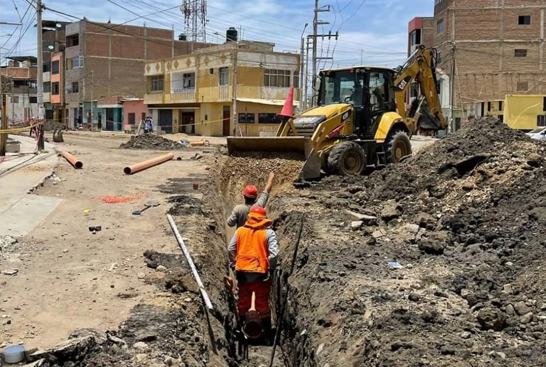 El Ministerio de Vivienda, Construcción y Saneamiento transferirá 88 millones 161,313 soles a las empresas prestadoras de servicios de saneamiento de las ciudades de Chincha, en Ica, y de Juliaca, en Puno, para la ejecución de proyectos que mejoren la cobertura y la calidad del servicio de agua en dichas jurisdicciones.