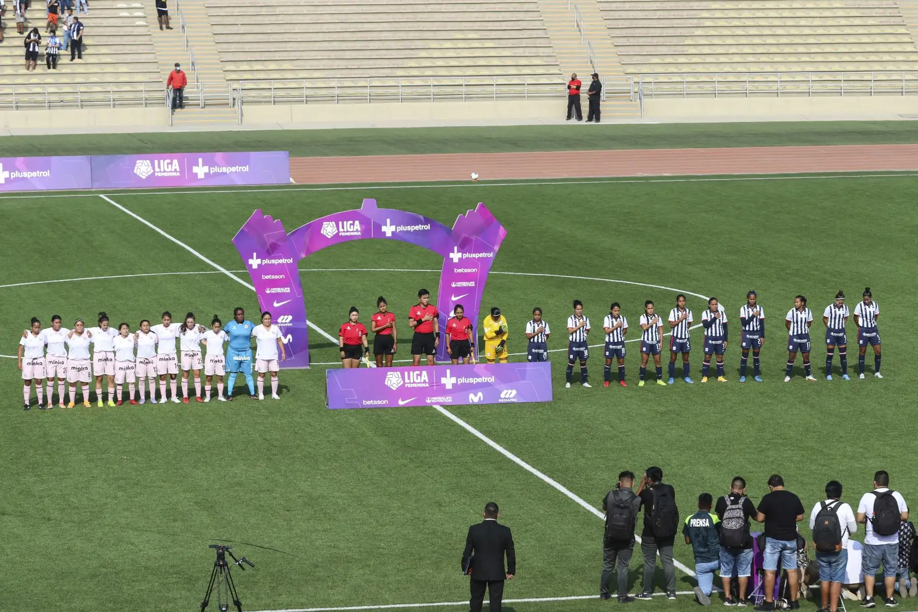 Alianza Lima enfrenta a Sport Boys en el inicio de la Liga 1 Femenina 2022, en el Estadio San Marcos. Foto: ANDINA/Eddy Ramos