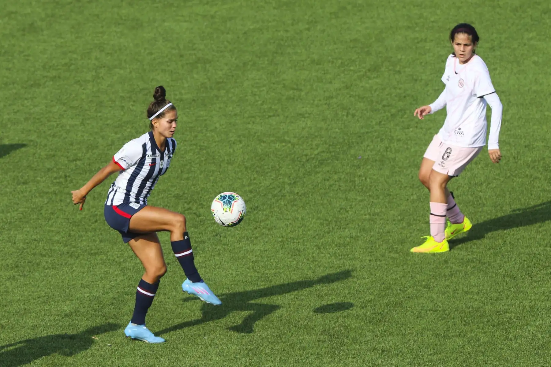 Alianza Lima enfrenta a Sport Boys en el inicio de la Liga 1 Femenina 2022, en el Estadio San Marcos. Foto: ANDINA/Eddy Ramos