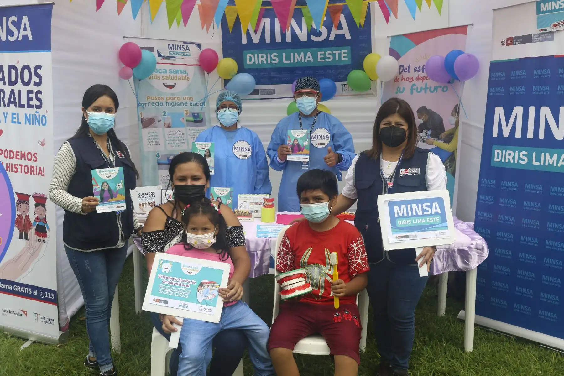 En el marco de las celebraciones por el Día del Niño Peruano, el ministerio de Salud viene realizando una campaña multisectorial de servicios de salud contra la covid 19 en el Parque de las Leyendas en San Miguel. Foto: ANDINA/ Eddy Ramos