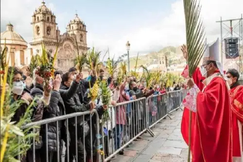 lLos obispos pidierona a los ifeles seguir participando de las actividades religiosas previstas para este Jueves y Viernes Santo, Sábado de Gloria y Domingo de Resurección.
