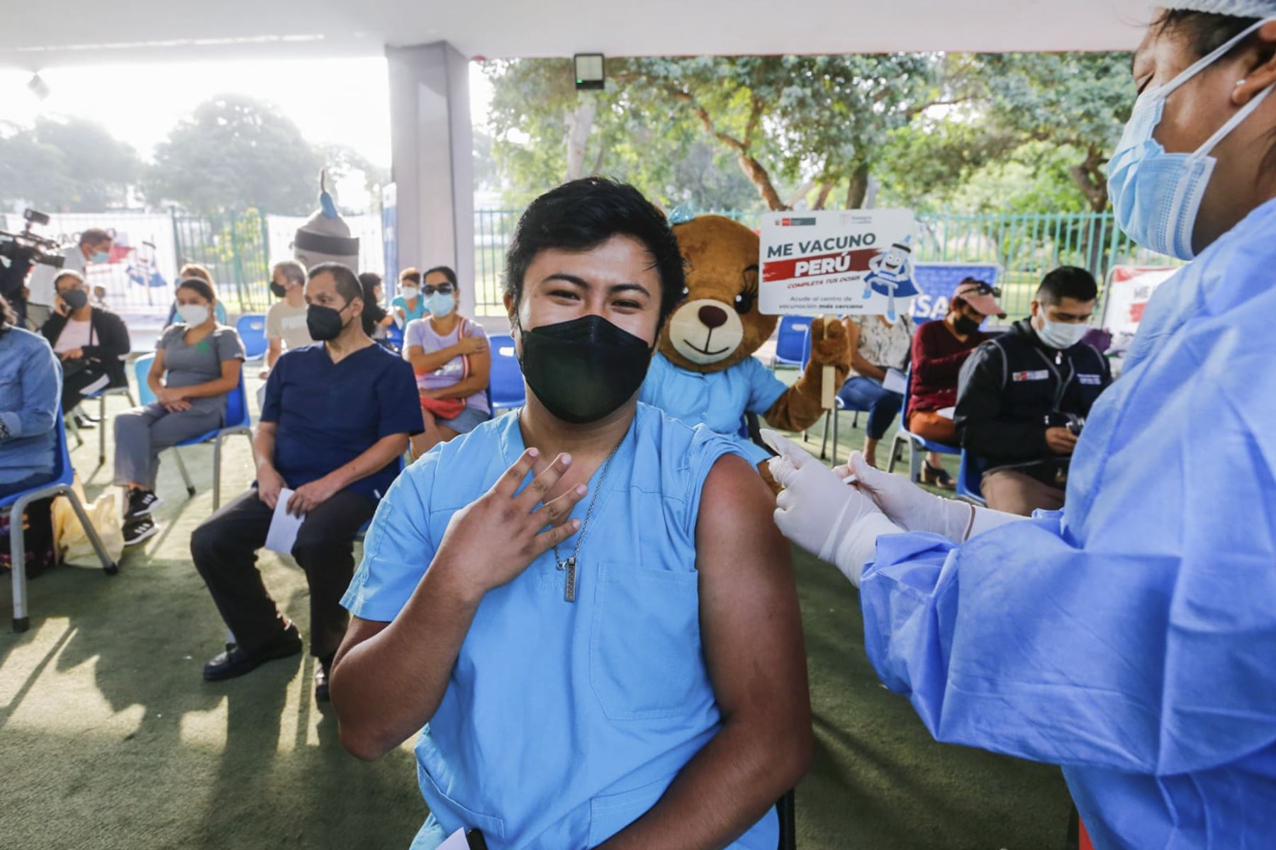 Covid-19: personal de salud de Arequipa presentó reacciones leves con cuarta dosis