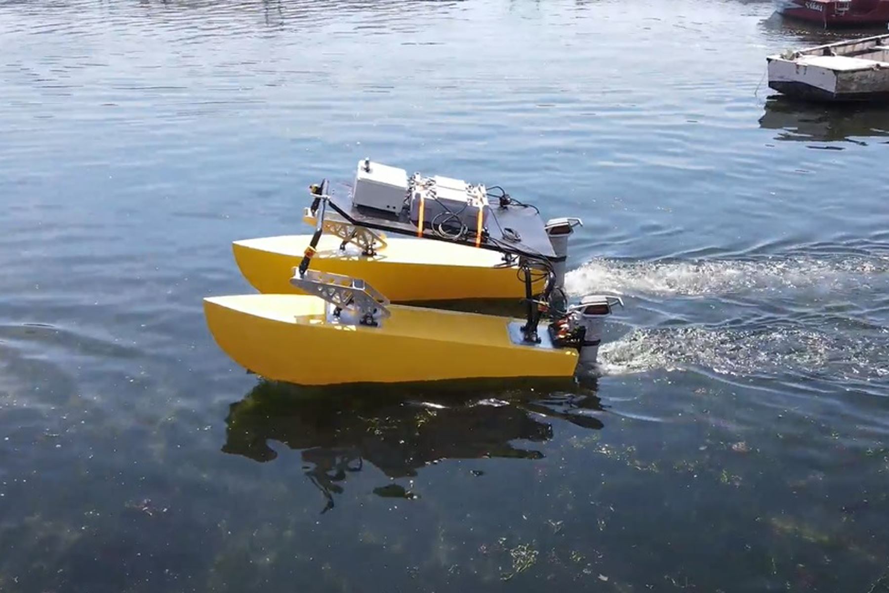 Dispositivo robótico permite tomar muestras del fondo marino y capturar fotos y videos en tiempo real del lecho oceánico. Foto: Tumi Robotics.