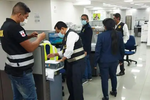 Intervención del Ministerio Público en las oficinas de la intendencia de aduana marítima. ANDINA/Difusión