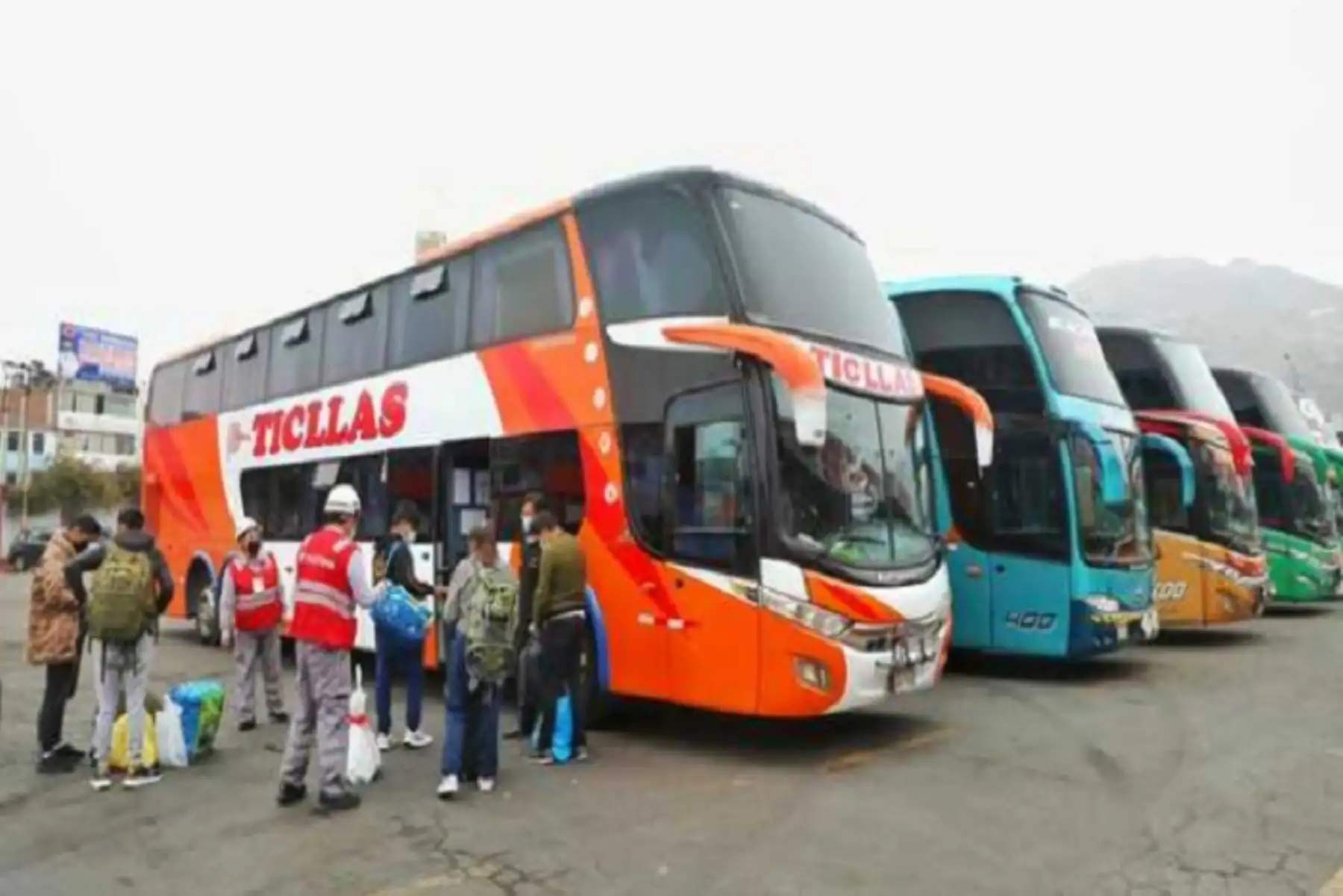 Esta web permite comprobar si la empresa de transporte interprovincial de pasajeros que has escogido para viajar es formal y cumple con todos los requisitos establecidos para prestar el servicio.