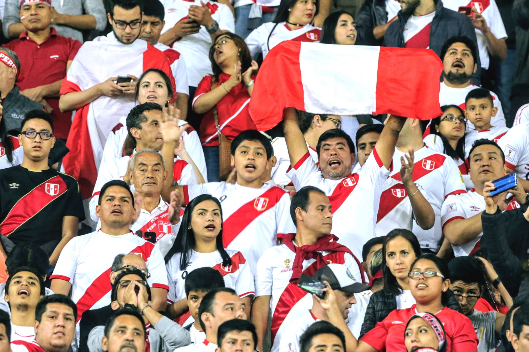 Jefe de Estado: los peruanos estamos con la selección en una sola fuerza