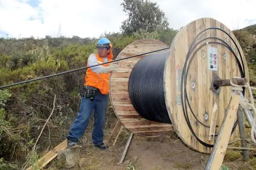 Los capacitados tendrán la posibilidad de conocer, configurar y gestionar una red dorsal de fibra óptica.