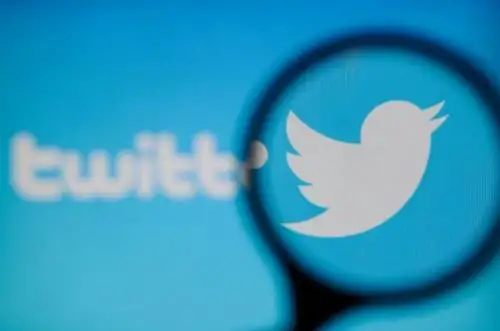 Twitter adopta plan para intentar resistir a la compra de la red social por Elon Musk