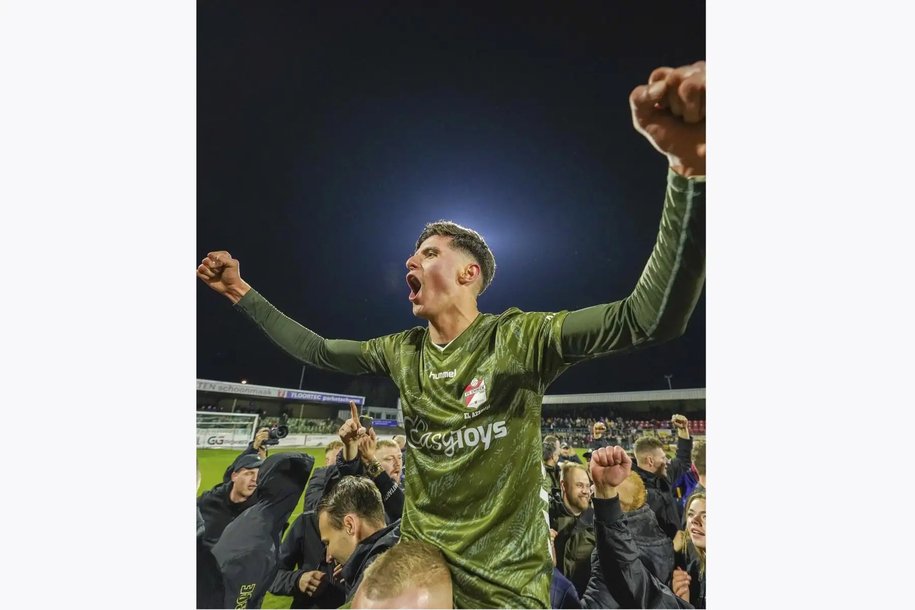 FC Emmen, de Miguel Araujo, ascendió a la Primera División de los Países Bajos
Foto: ANDINA/Twitter