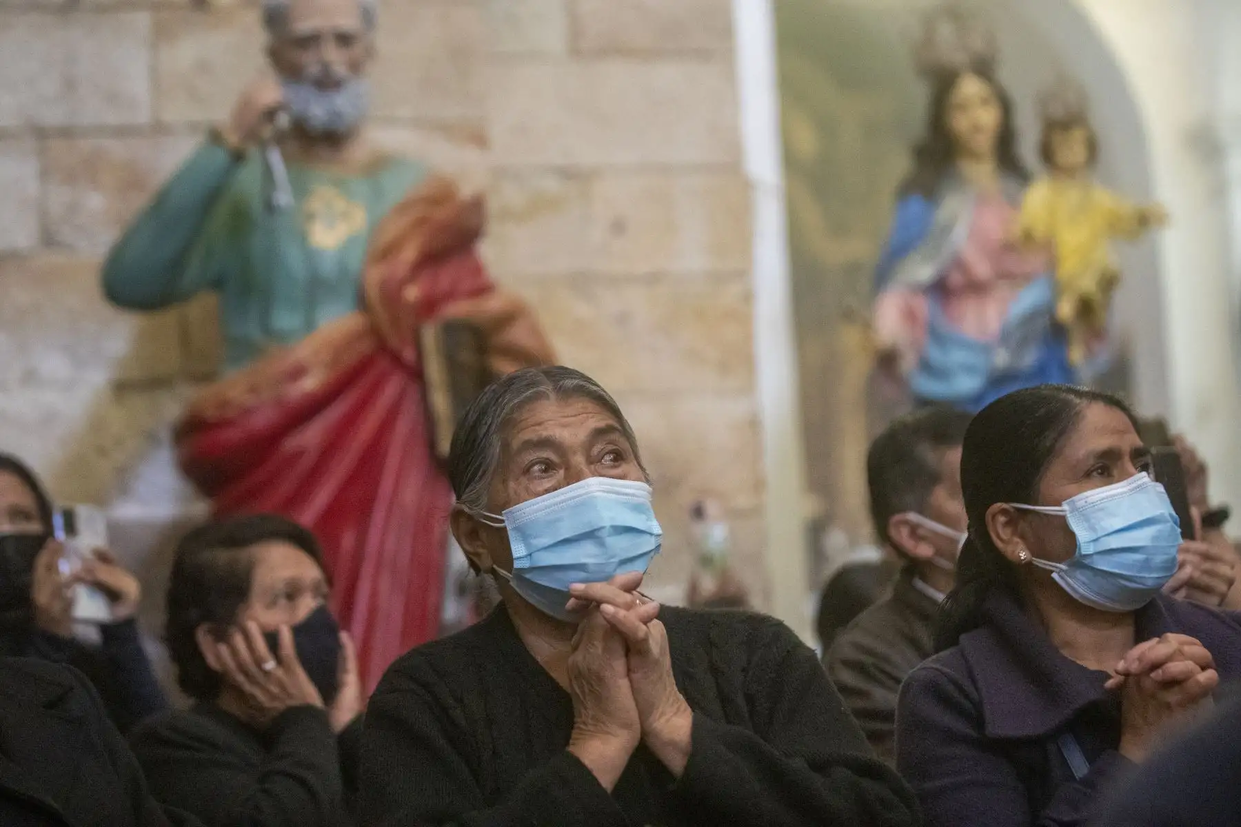 Como es costumbre en la provincia de Huanta en Ayacucho, cada viernes santo se celebra el Sermón de las tres horas conmemorando las siete palabras que dijo Cristo antes de morir en la cruz. Foto: ANDINA/Carla Patiño