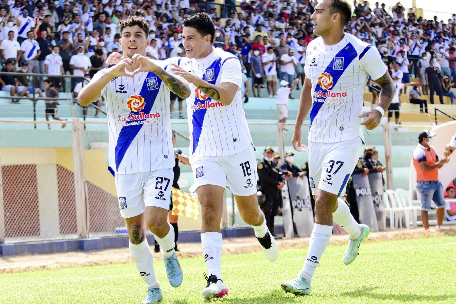 Con goles de Fernández y Zanelatto, Alianza Atlético Sullana se impuso 2-0 a Binacional FC por la décima jornada del Torneo Apertura de la Liga 1 Betsson.
Foto: ANDINA/Liga 1