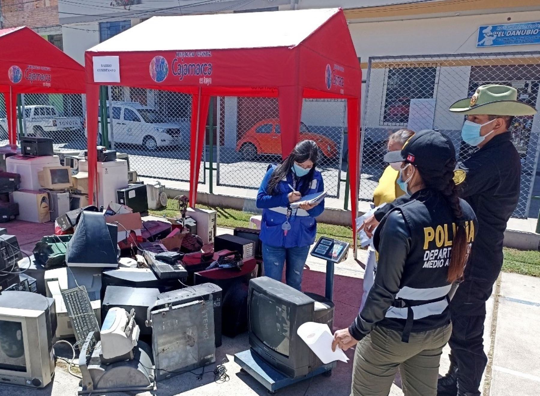 La Municipalidad Provincial de Cajamarca inició una campaña de reciclaje de aparatos electrónicos y eléctricos. La actividad tiene como objetivo cuidar el medio ambiente  y ayudar el tratamiento de pacientes con quemaduras. ANDINA/Difusión