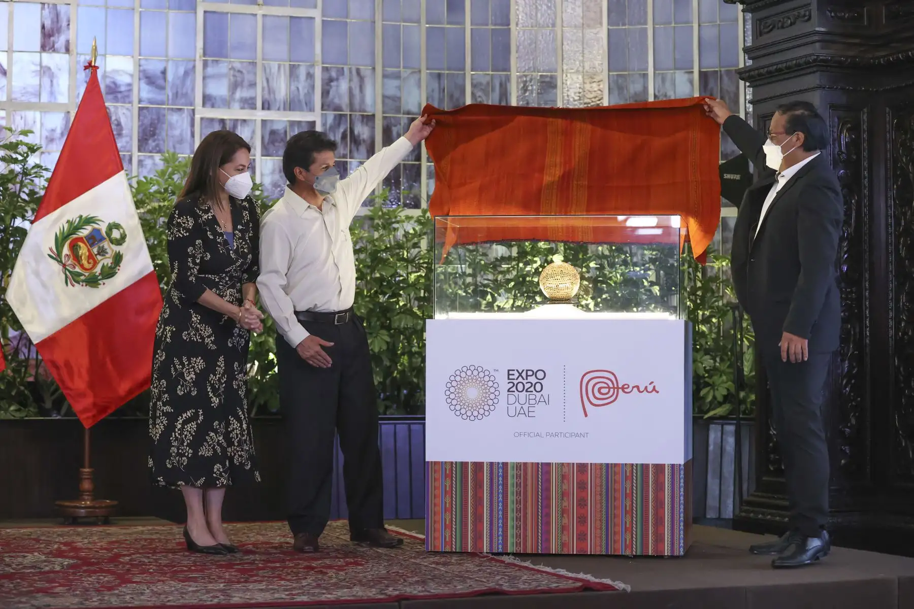 El Perú fue reconocido con el premio de oro al Pabellón Autoconstruido en la Categoría B. Este máximo galardón obtenido bajo el concepto “Perú Atemporal”, es una síntesis de la riqueza histórica, multicultural y mega diversa de nuestro país. 
Foto: ANDINA/ Presidencia Perú