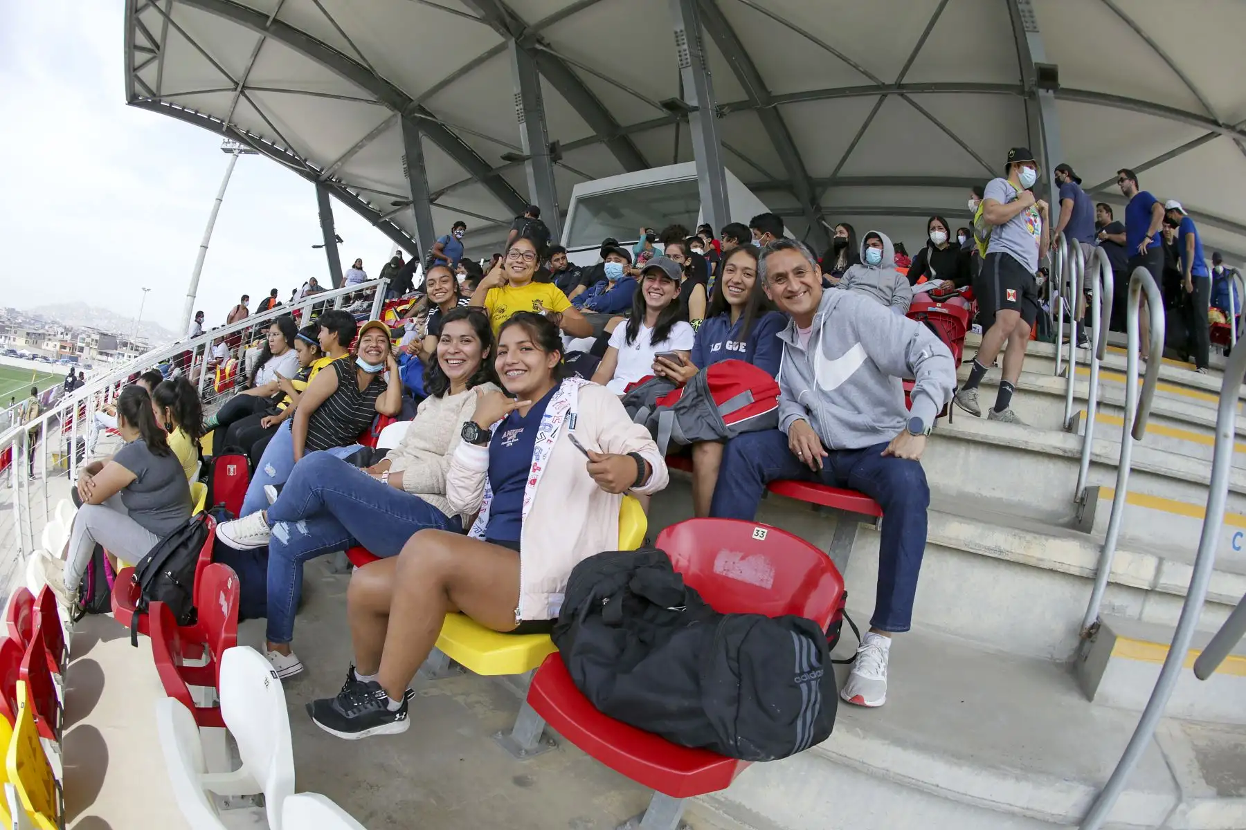 Este domingo 24 de abril se inició el Torneo Metropolitano de Rugby Región Lima 2022 en la  “Casa Tumis”, Estadio ubicado en el Complejo Deportivo Andrés Avelino Cáceres en Villa María del Triunfo, escenario diseñado para el rugby.  Foto: Legado