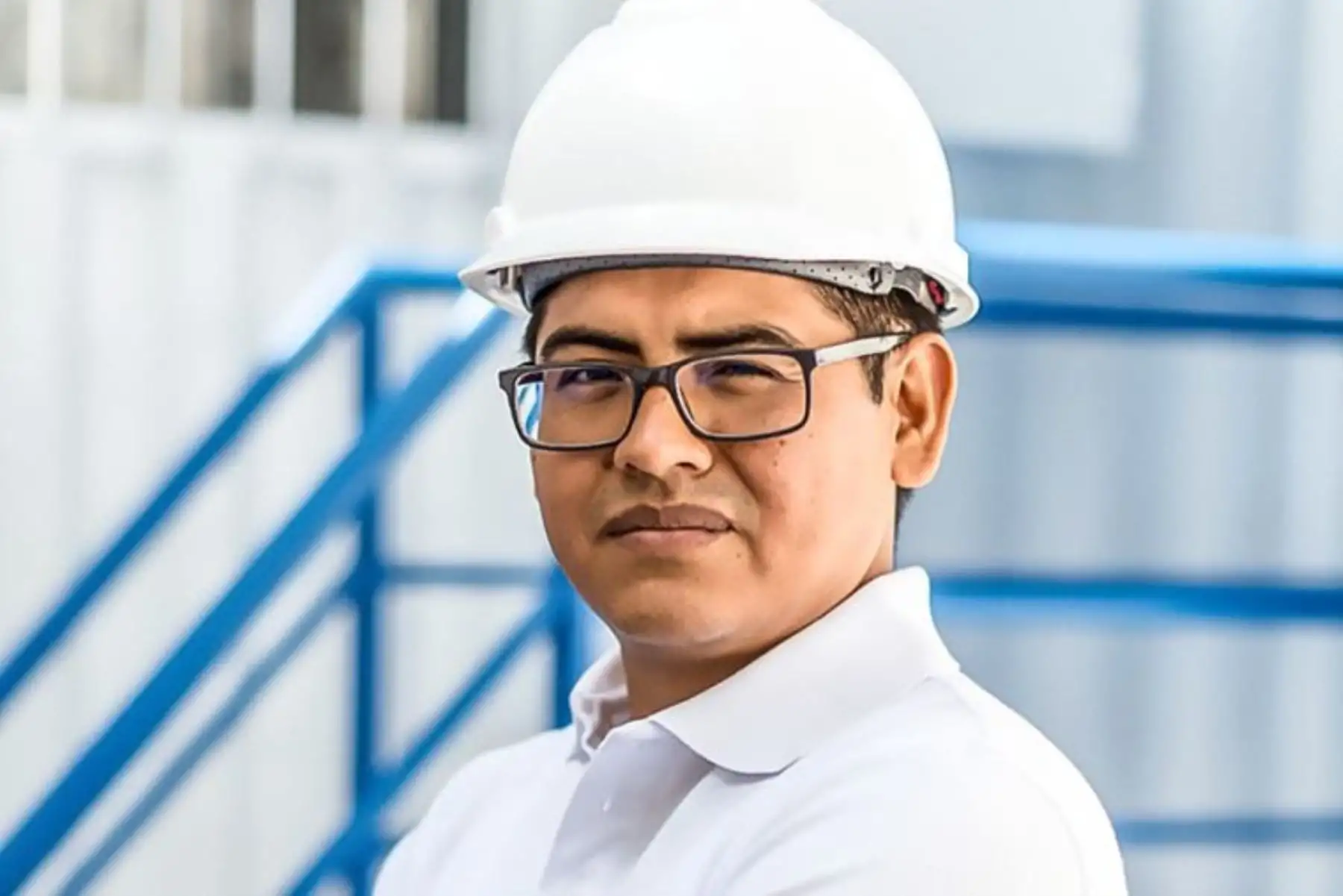Alfredo Mendoza Espinoza sostiene que cuando la empresa tiene capital, lo mejor para ella es unirse a la academia y al Estado para desarrollar investigaciones y contribuir al desarrollo de la industria en el Perú.