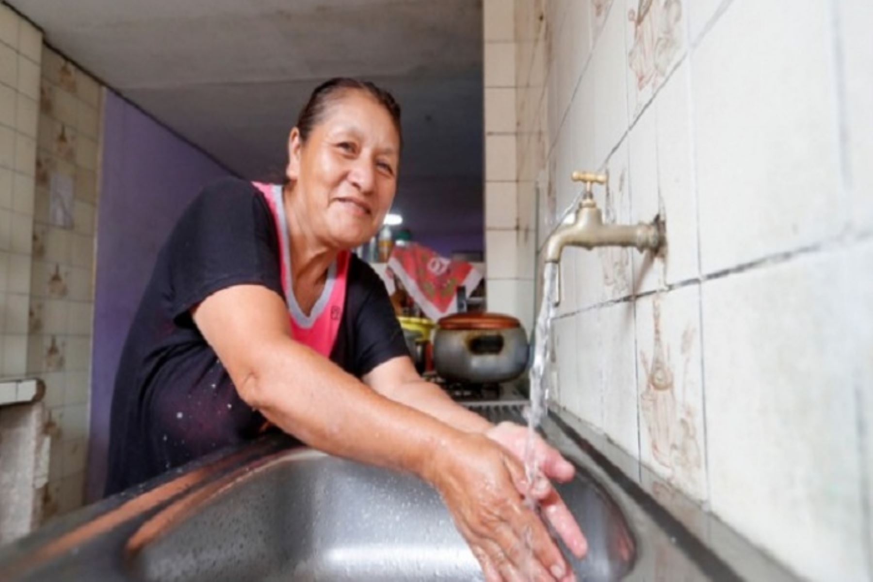 Ica: familias de Chincha Baja contarán con agua y desagüe en sus hogares