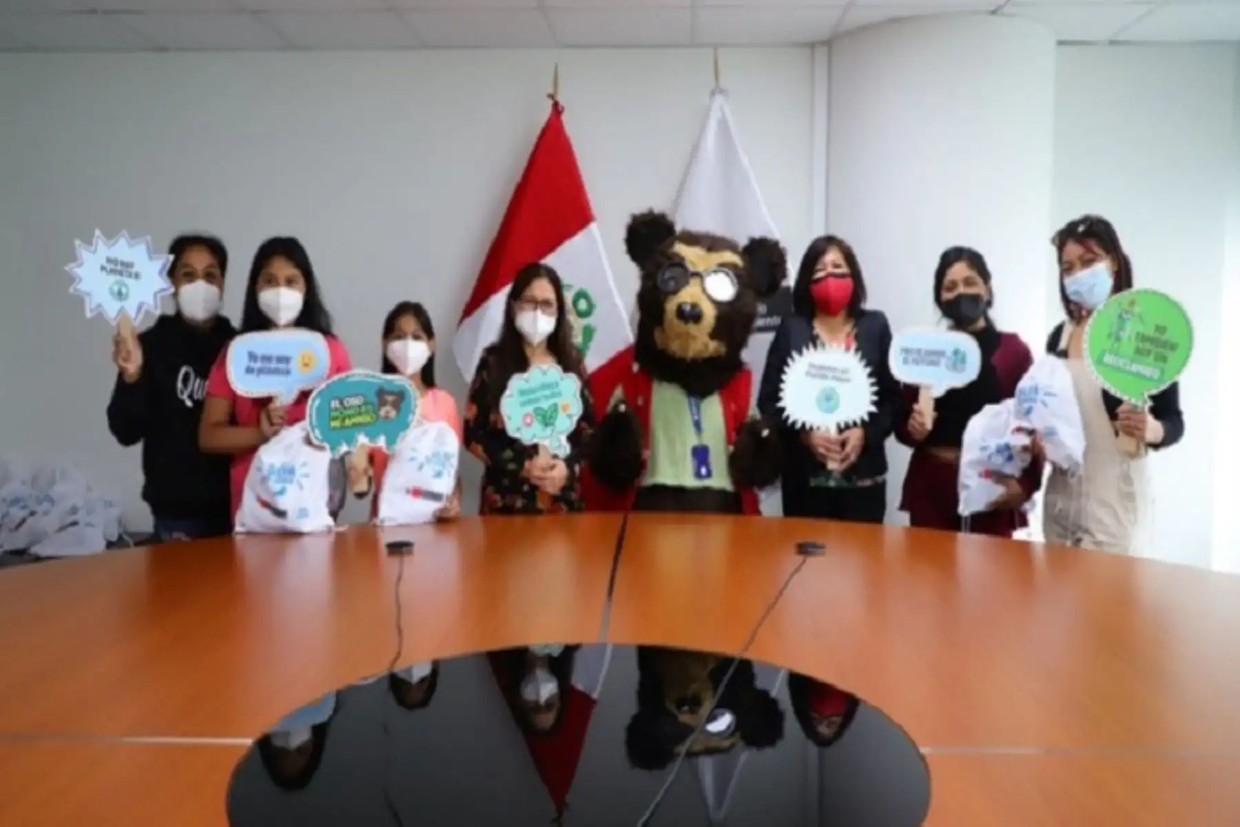 El reto “Salva Playas” consistió en recoger residuos de las playas o ríos, depositarlos adecuadamente y compartir su experiencia a través de sus redes sociales (Facebook, Instagram o TikTok).