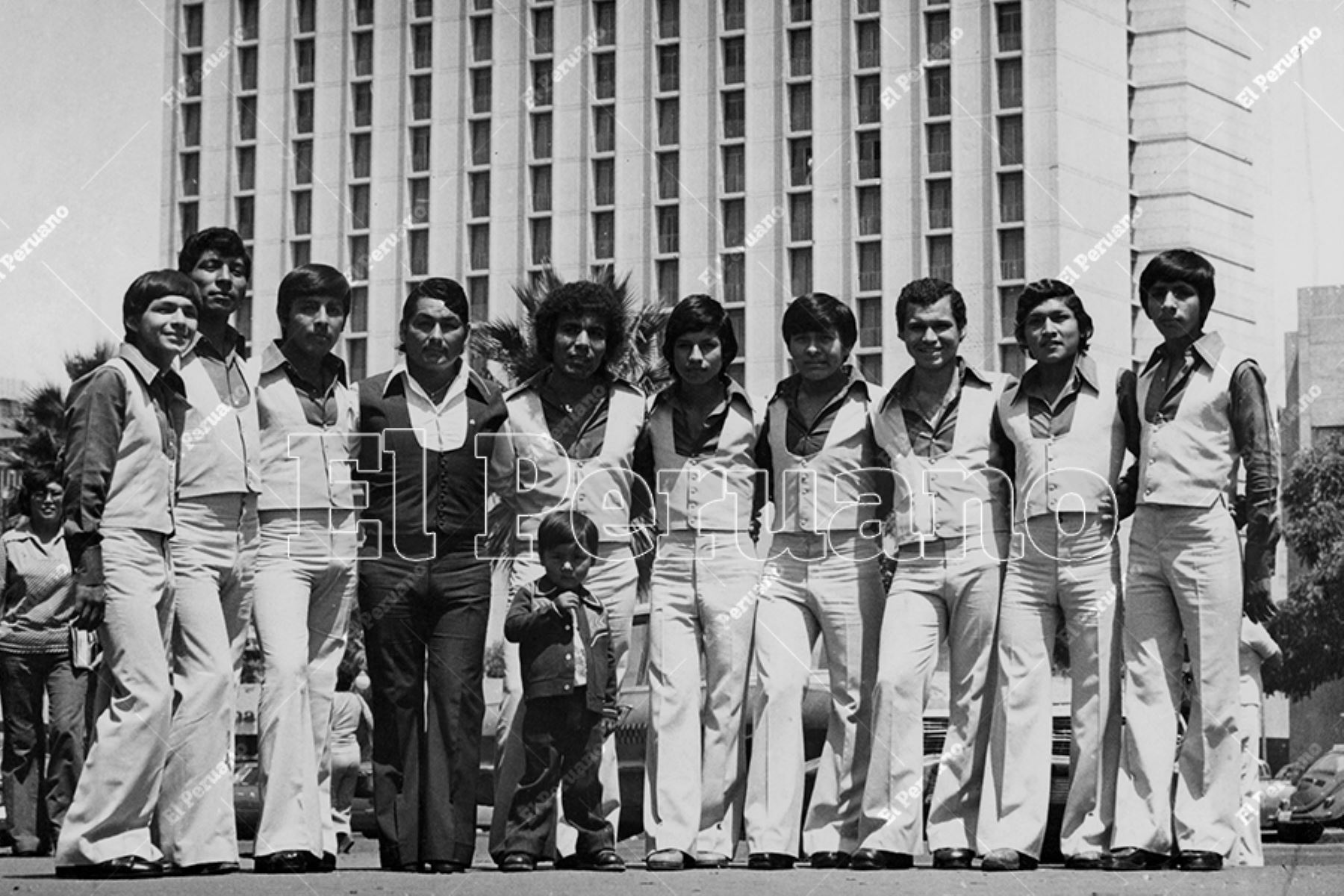 Lima - década 1980 / Lorenzo Palacios "Chacalón" y La Nueva Crema. Foto: Archivo Histórico de El Peruano
