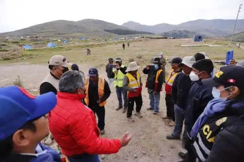 Diálogo con comuneros de Chila en la región Apurímac. Foto: Cortesía.