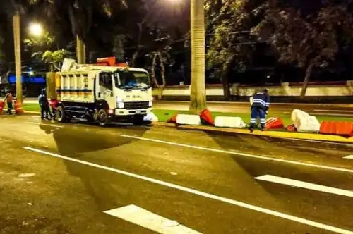 ATU denuncia el retiro de separadores viales en la avenida Javier Prado. Foto: ANDINA/difusión.