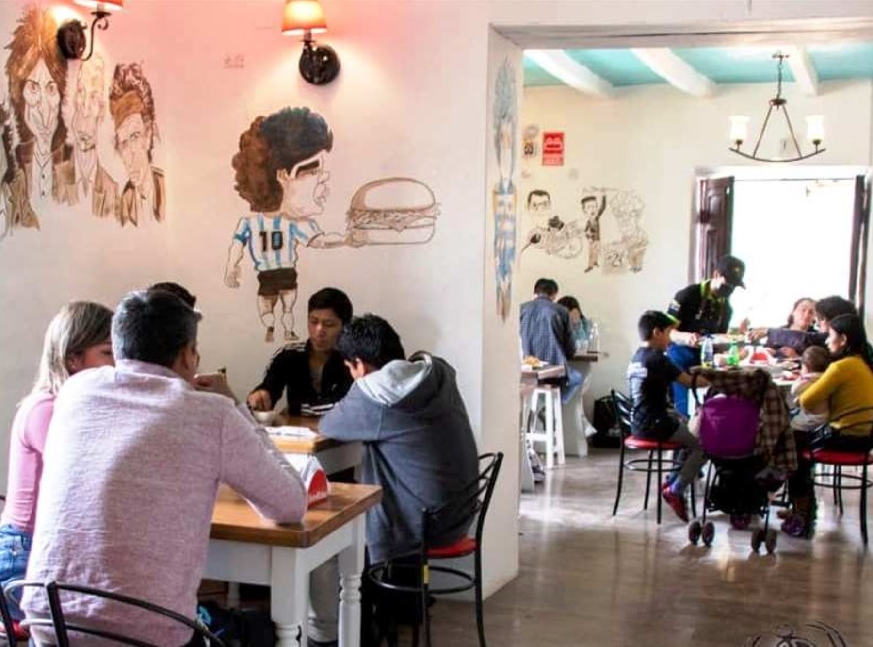 Diversas instituciones de Cajamarca promueven la certificación de restaurantes en buenas prácticas y salubridad para garantizar una buena atención a los turistas. Foto: ANDINA/difusión.