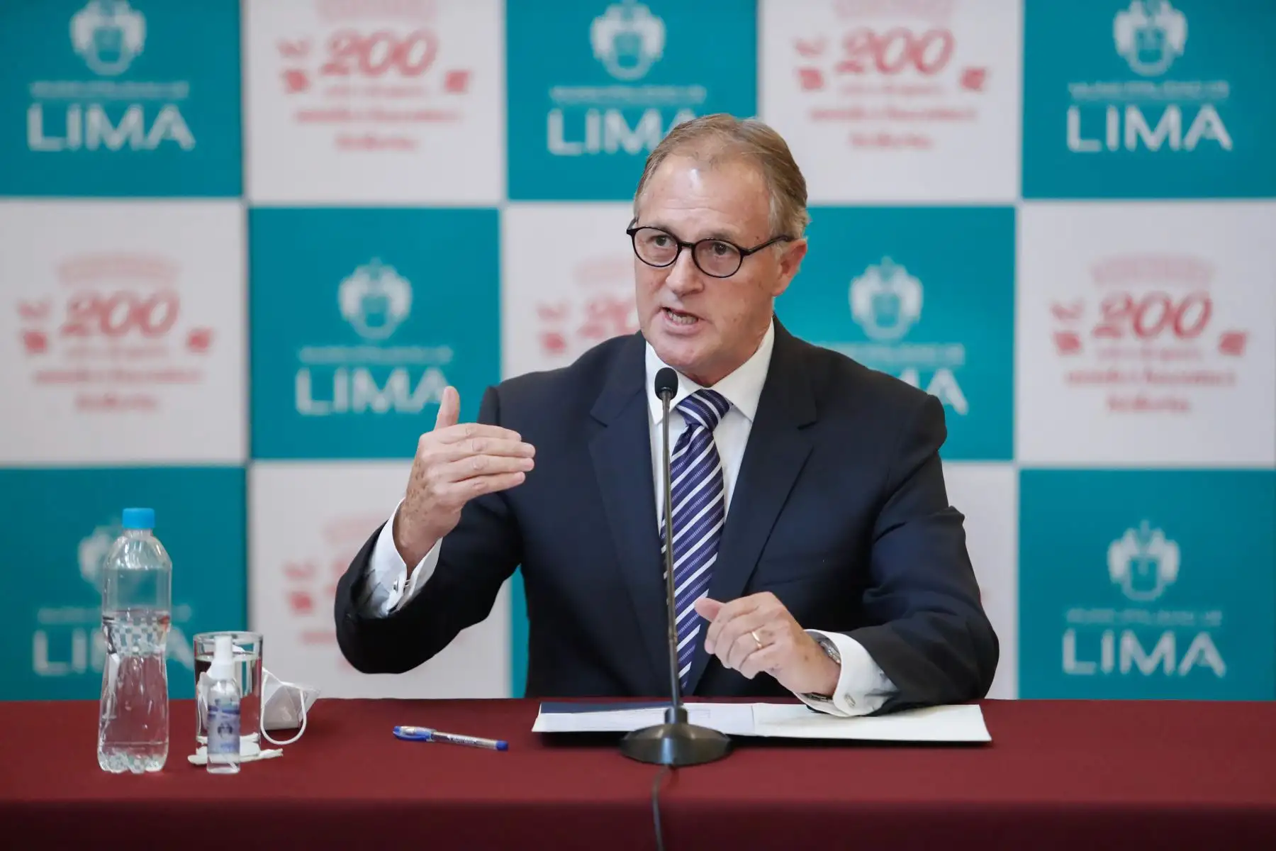 El alcalde de Lima, Jorge Muñoz se pronuncia en conferencia de prensa por la decisión del Jurado Nacional de Elecciones que dispuso declarar fundada la apelación de vacancia presentada contra la autoridad municipal. 
Foto: ANDINA/ Renato Pajuelo