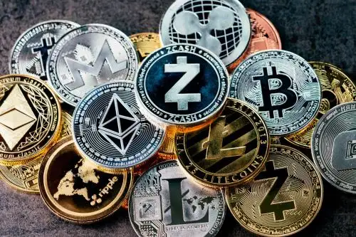 Según cálculos extraoficiales, en la isla existe una comunidad de 10.0000 cubanos que usan bitcoins. Foto: Internet