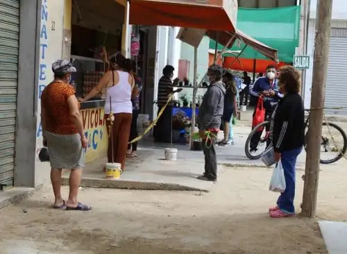 Uso de mascarilla continuará siendo obligatorio en los mercados de la ciudad de Chimbote, provincia del Santa, región Áncash. ANDINA/Difusión