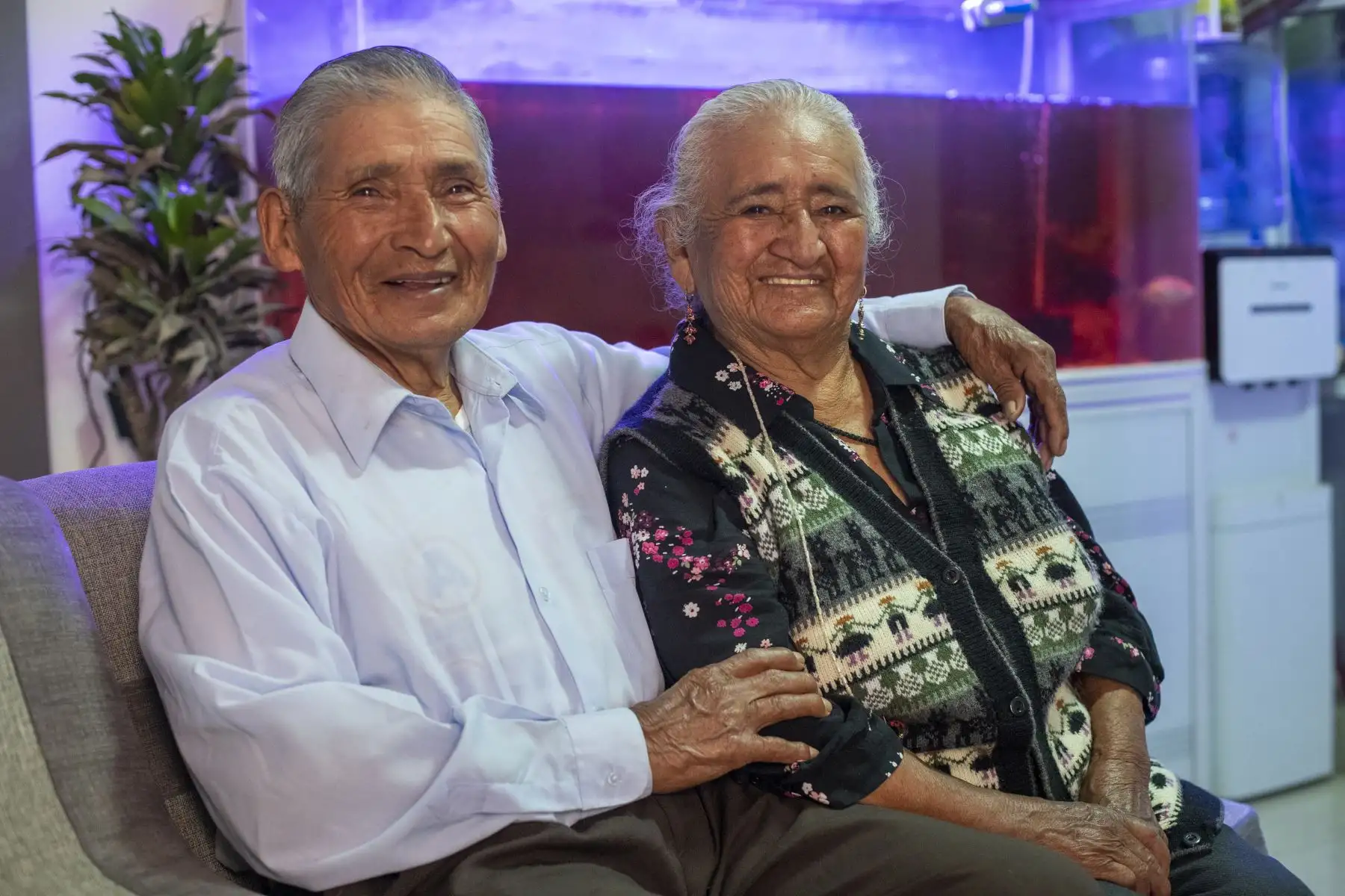 Lorenzo Mariluz Sandoval fue alcalde del Consejo Distrital de  Colonia Pampas en Yauyos en tres ocasiones. A sus 93 años esta publicando su primer libro titulado: “Colonia, una visión antropológica desde la Villa de Pampas”.  Foto: ANDINA/Carla Patiño