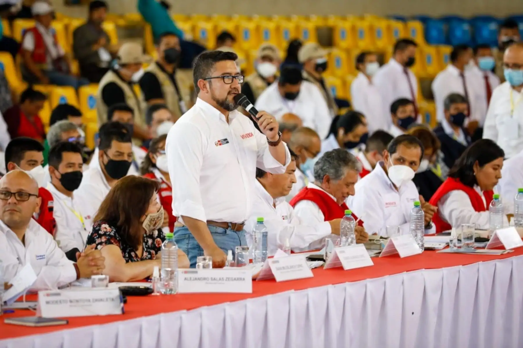 Ministro de Vivienda, Construcción y Saneamiento, Geiner Alvarado, en el Consejo de Ministros Descentralizado en la ciudad de Pucallpa, región Ucayali. Foto: Cortesía.