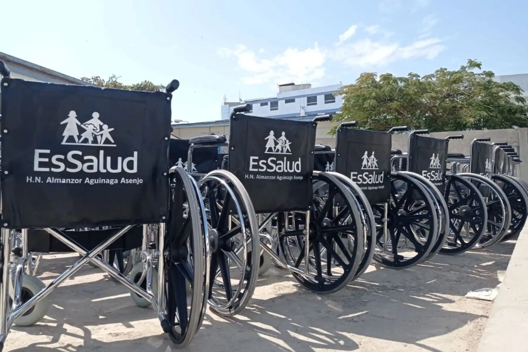 Sillas de ruedas para el hospital Almanzor Aguinaga de EsSalud. Foto: ANDINA/Difusión