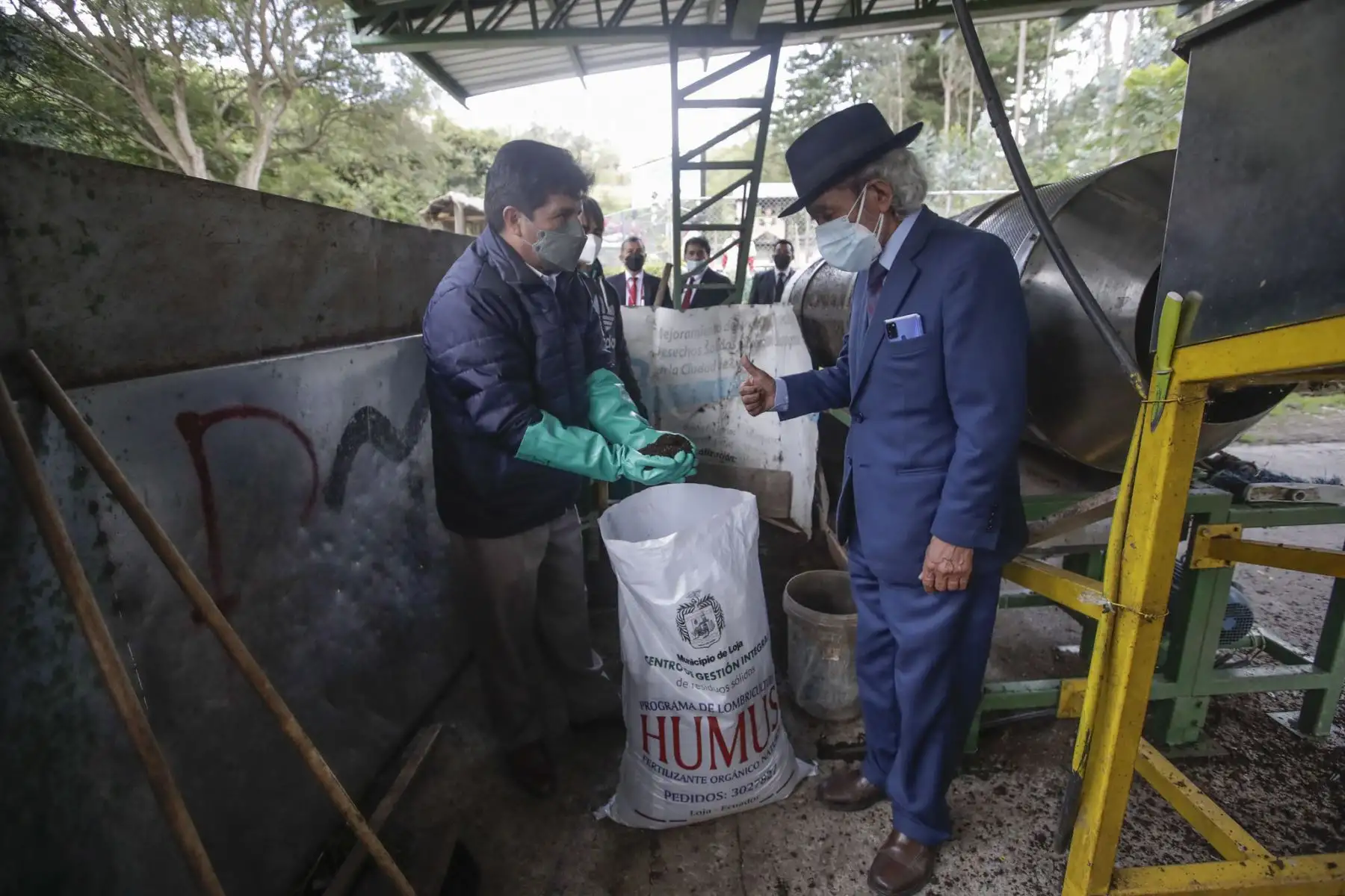 Presidente Pedro Castillo, visita el Centro Integral de Gestión de Residuos Sólidos en Loja, Ecuador. Foto: ANDINA/Prensa Presidencia