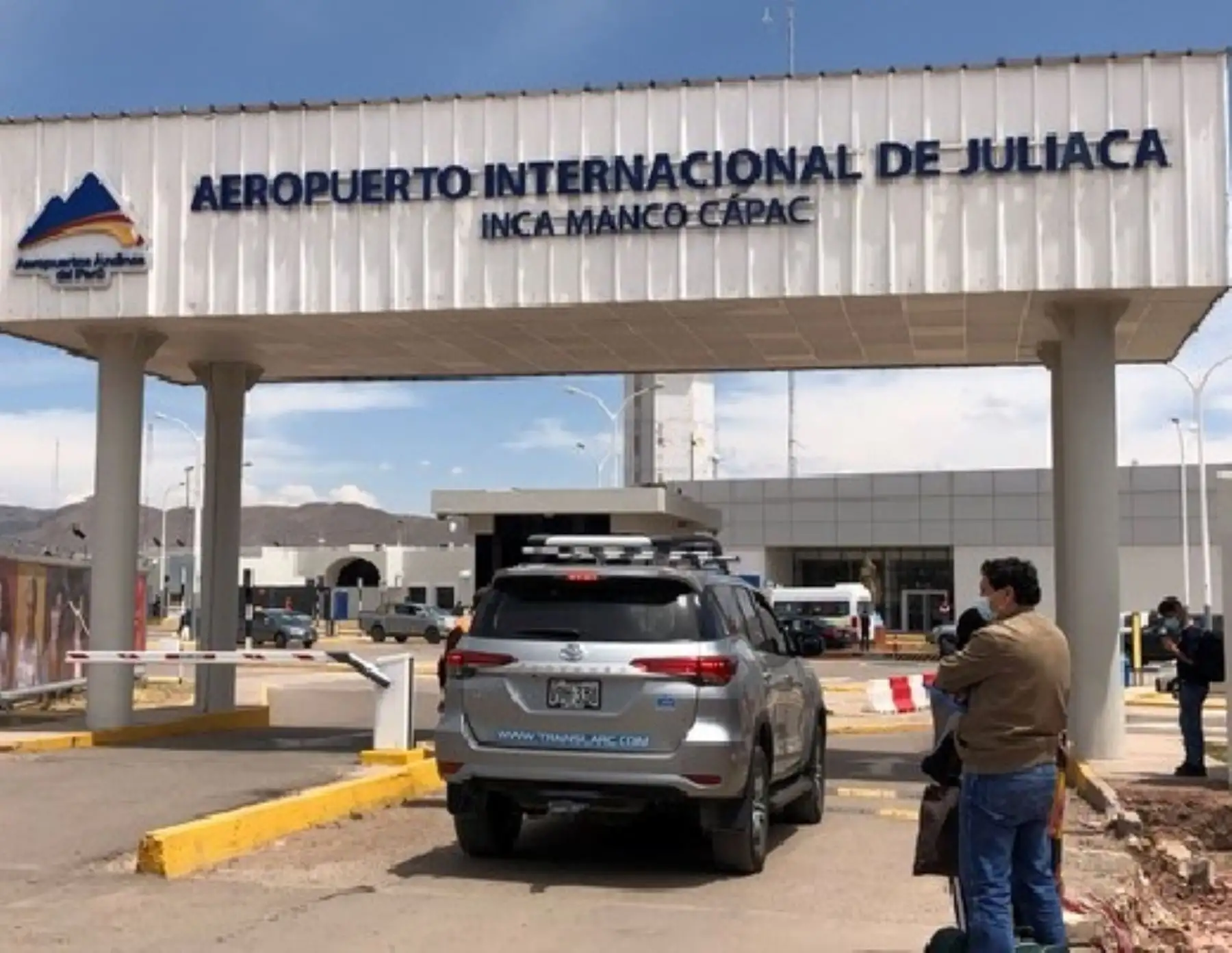 El aeropuerto de Juliaca suspendió sus operaciones esta mañana ante la amenaza de ataque por grupos de vándalos. ANDINA/Archivo