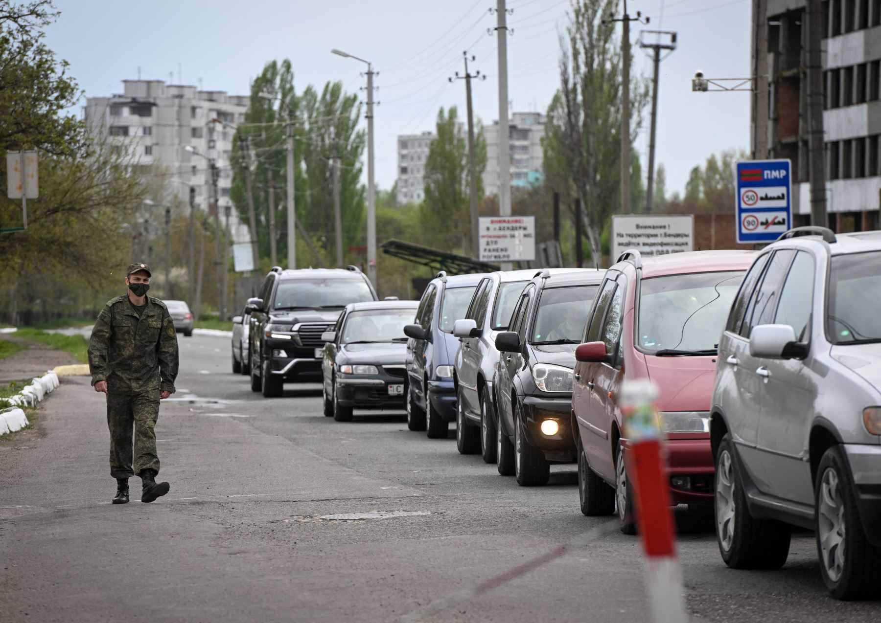 Crece el temor a la guerra en la frontera de la zona separatista moldava de Transnistria