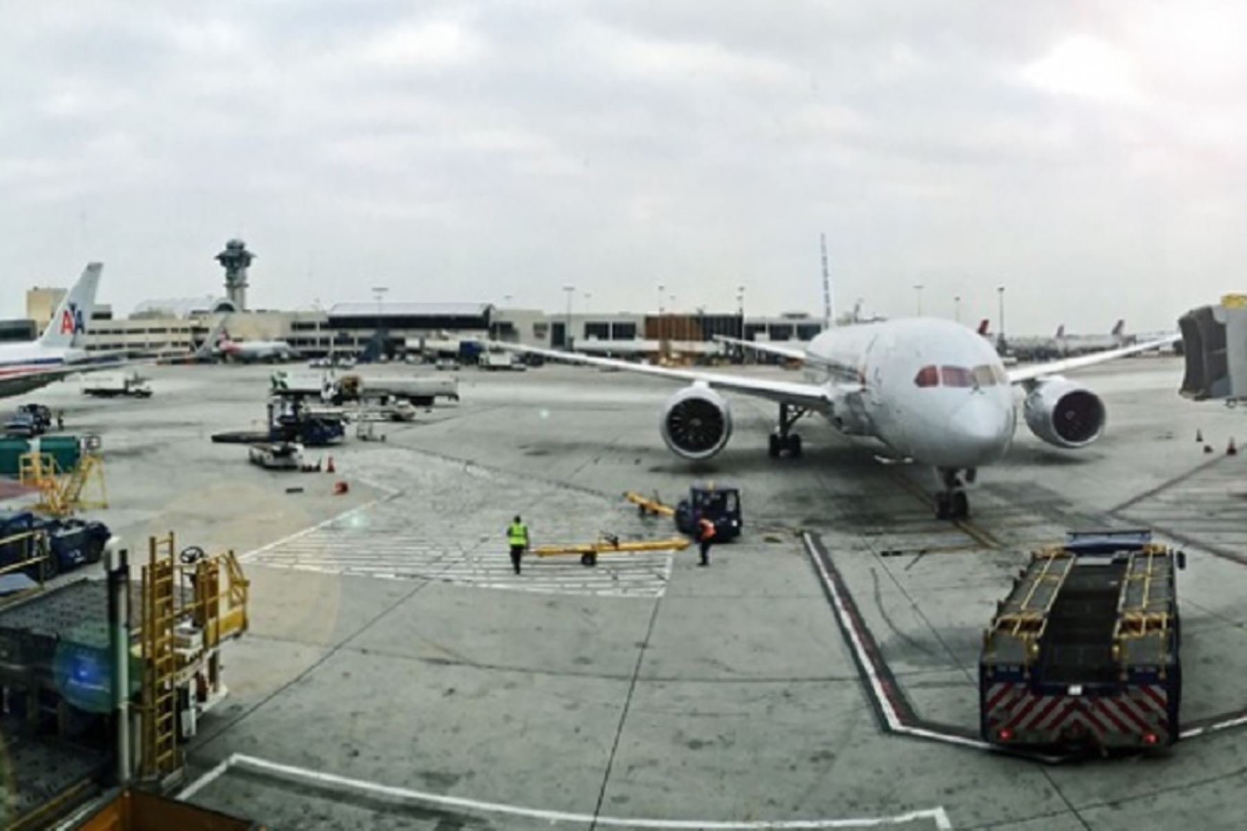 Puno: monitorean reprogramación de vuelos cancelados por cierre de aeropuerto de Juliaca