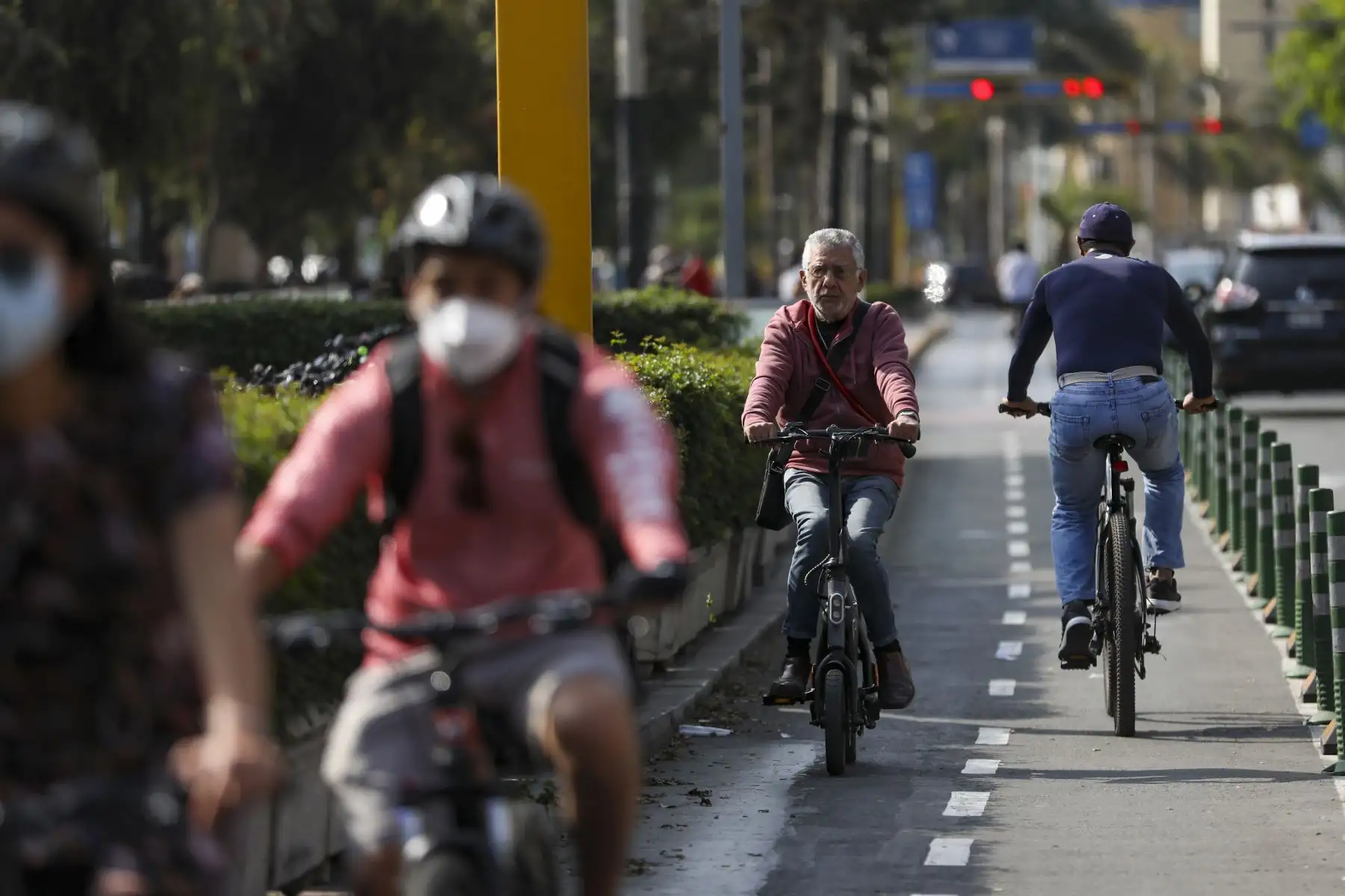 Personas dejan de usar la mascarilla de manera opcional desde este 1 de mayo en Lima Metropolitana, Lima provincias, Callao, Ica y Áncash solo estos departamentos cumplen con los requisitos de vacunación. Foto: ANDINA/Carla Patiño