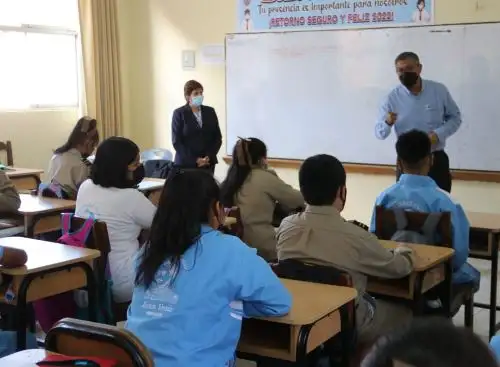 Titular del Ministerio de Educación, Rosendo Serna, pide a estudiantes de Huánuco denunciar casos de acoso y tocamientos indebidos. Foto: ANDINA/difusión.