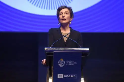 A modo de ejemplo, la alta funcionaria mencionó la multiplicación de los mensajes de incitación al odio hacia las mujeres periodistas. Foto: AFP