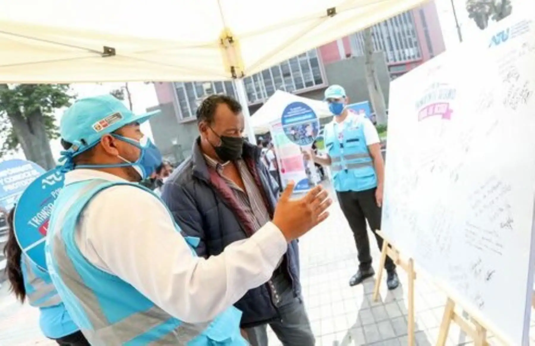 Muestra itinerante "Por un transporte seguro, libre de acoso".