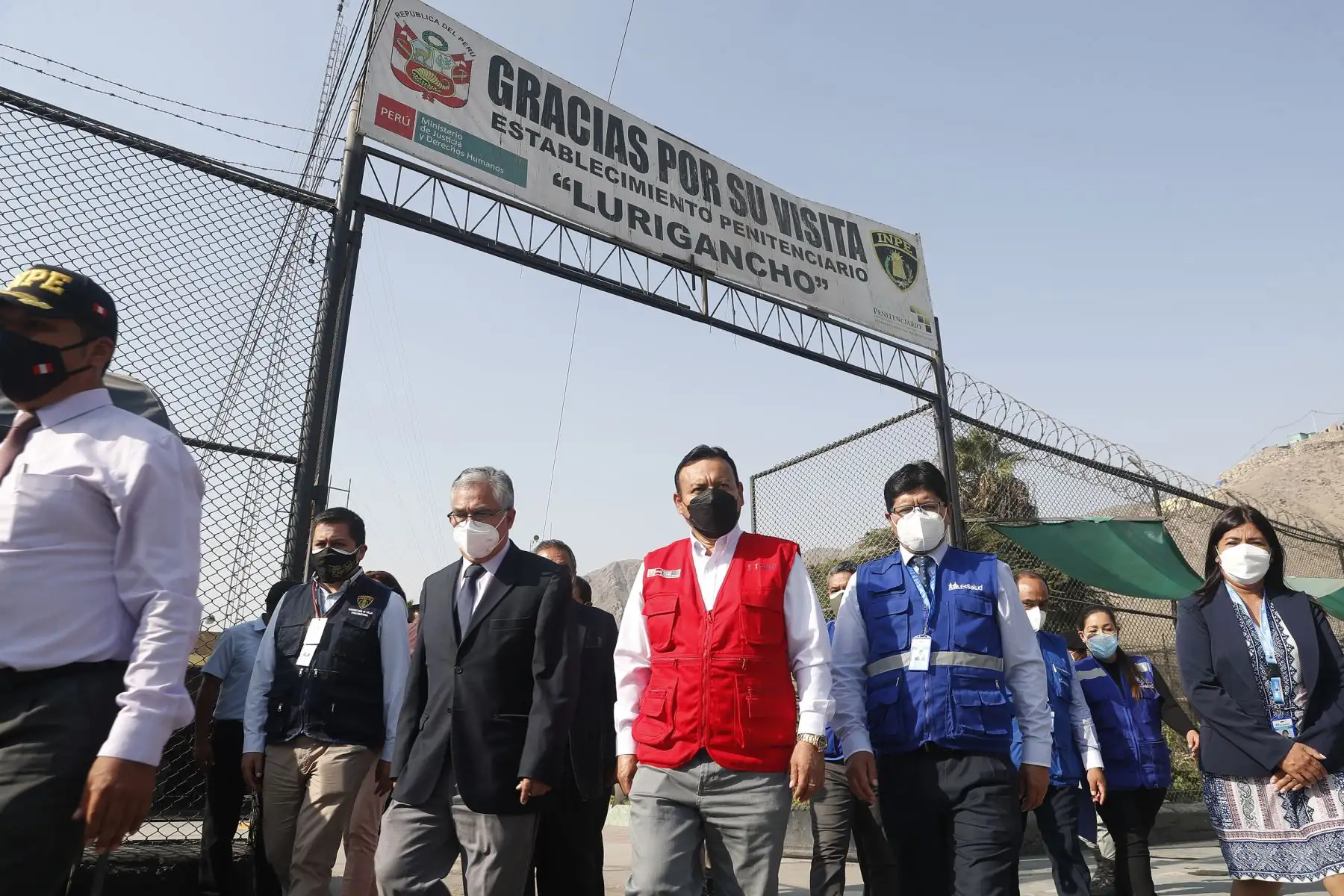 Participan el ministro de Justicia y Derechos Humanos, Félix Chero; el tercer miembro del Consejo Nacional Penitenciario del INPE, Leoncio Delgado y el presidente ejecutivo de Essalud, Raúl Fonseca. Foto: ANDINA/Renato Pajuelo