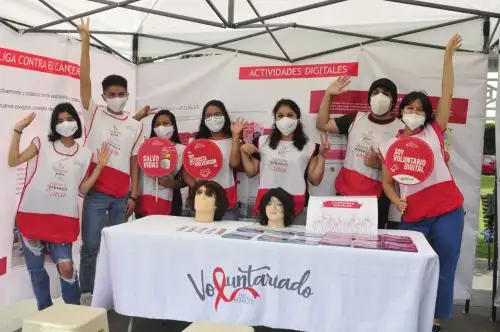 Los cánceres de próstata, de mama, de estómago, de cuello uterino y de colon son los más comunes entre hombres y mujeres.
