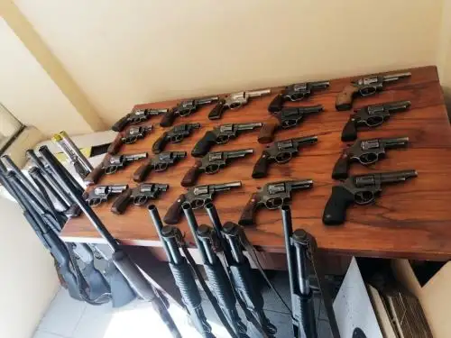 Sucamec incautó 76 armas de fuego que eran almacenadas de manera irregular por empresas de seguridad privada que operan en la región Arequipa. ANDINA/Difusión