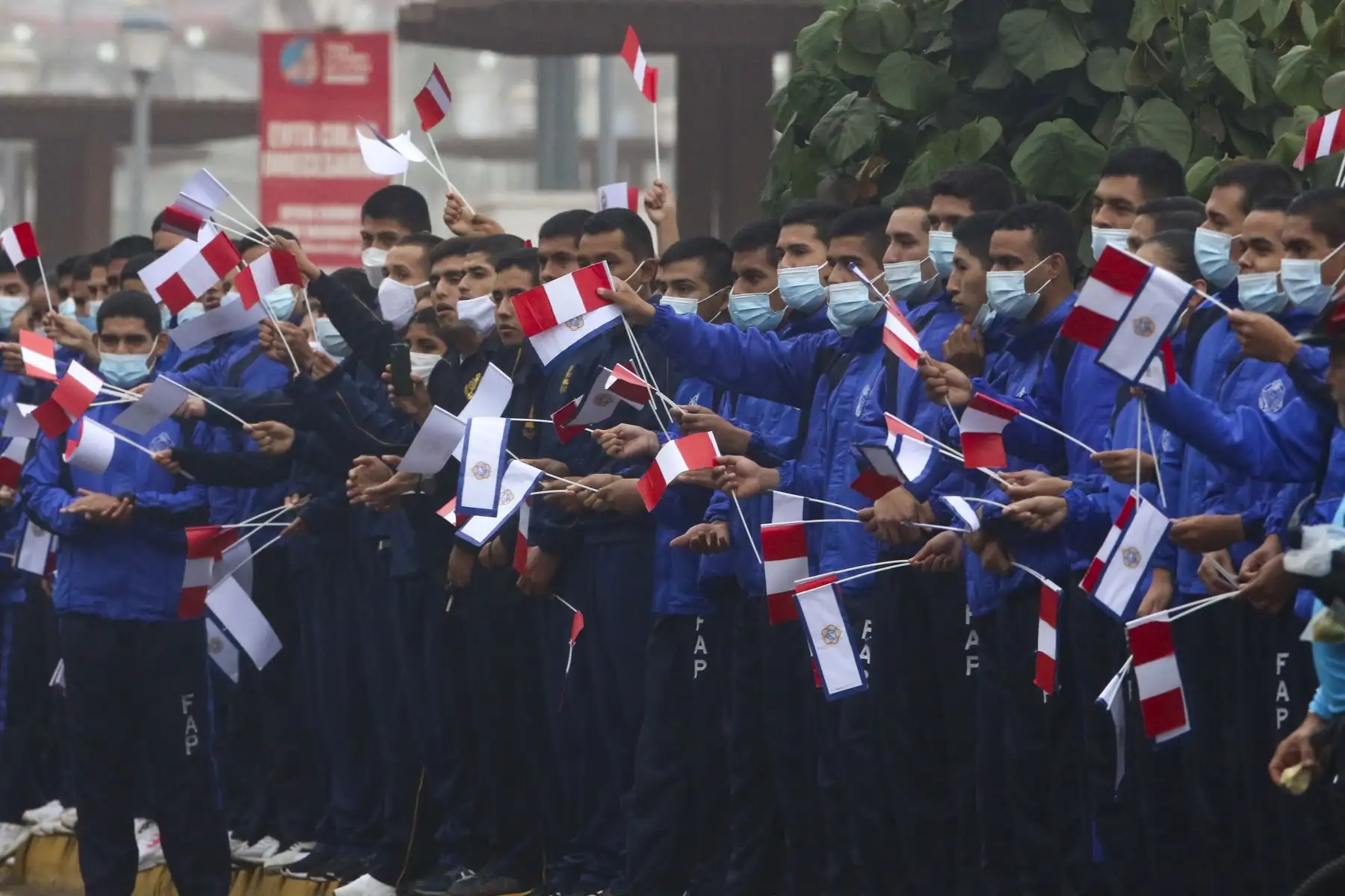 El Consejo Internacional del Deporte Militar y la Federación Deportiva Militar del Perú (Fedemilpe) con el apoyo de Mindef organizaron el campeonato Mundial Militar de Maratón que empezó hoy en el tramo Costa Verde que comprende los distritos de La Perla, San Miguel y Magdalena, con la participación de 144 atletas, provenientes de 18 países. Además de Perú participarán en la maratón Baréin, Bélgica, Colombia, Ecuador, Francia, Alemania, Guinea y Lituania. Foto: ANDINA/Eddy Ramos