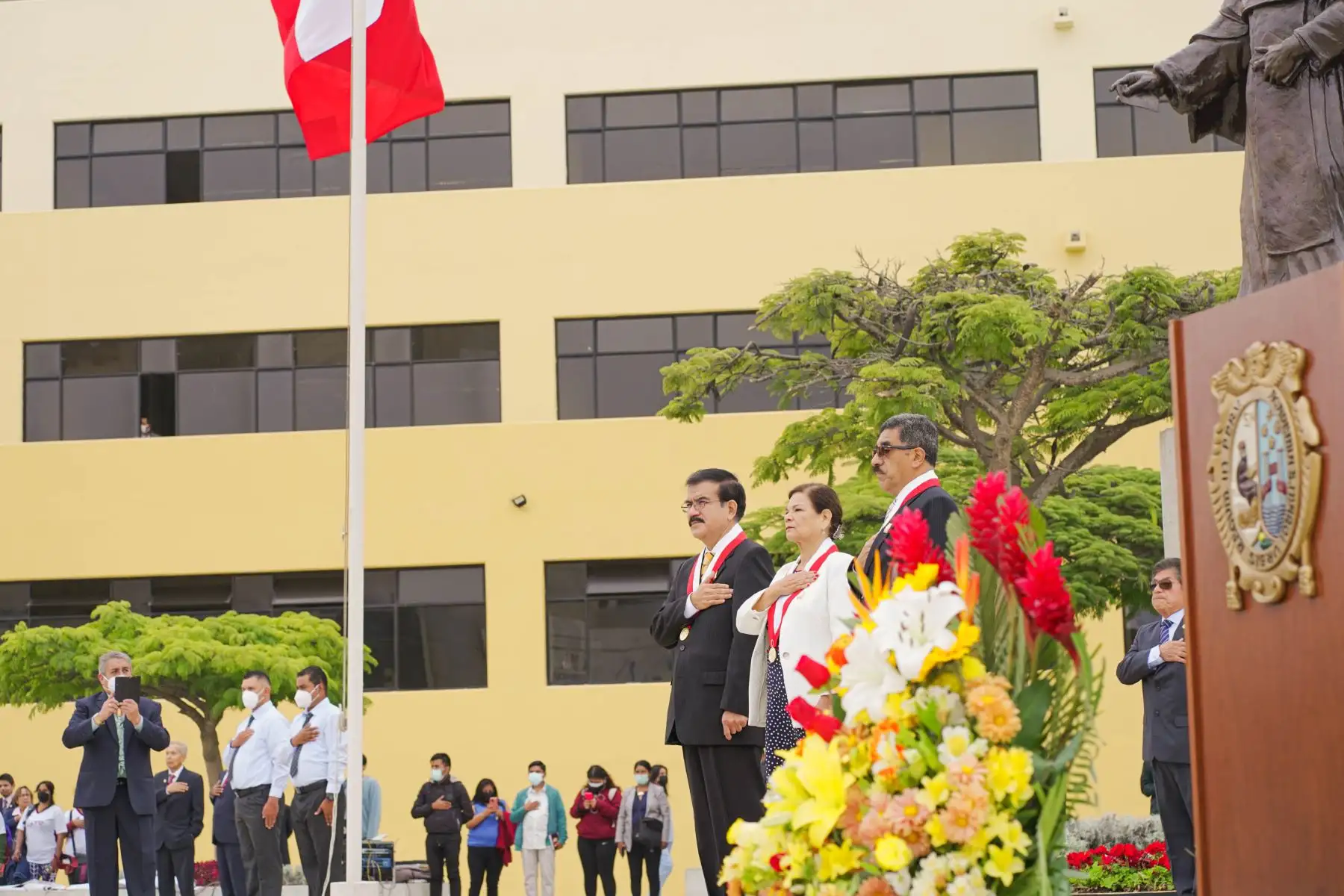 La Universidad Nacional Mayor de San Marcos (UNMSM) inauguró la semana de actividades por su 471 aniversario, con una ceremonia que se llevó a cabo en la plaza Fray Tomás de San Martín de la ciudad universitaria y fue presidida por la rectora Jeri Ramón Ruffner. Foto: ANDINA/UNMSM
