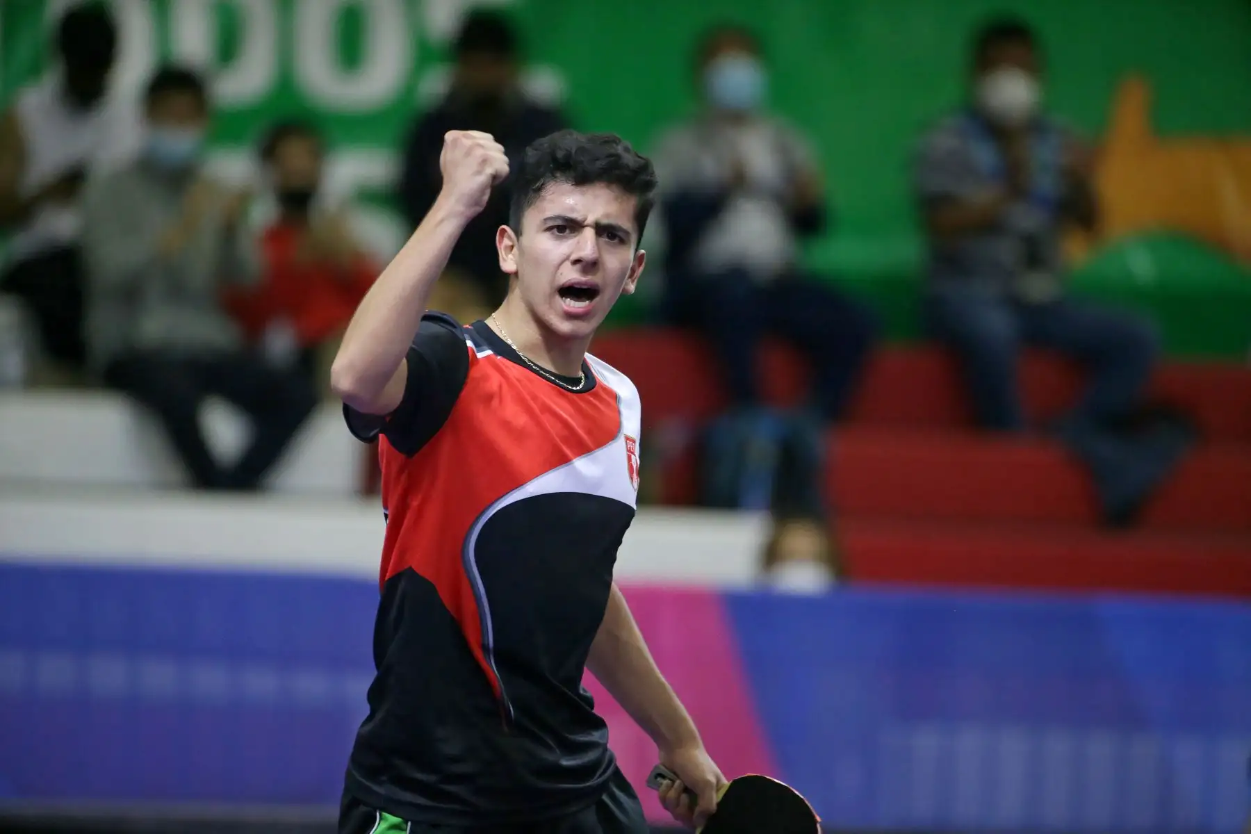 El tenimesista de 17 años, Carlos Fernández Pardo, se coronó campeón en la categoria U19 del torneo internacional de tenis de mesa, WTT Youth Contender Lima 2022 (varones), en la sede Legado de la Videna.
Foto: ANDINA/LEGADO
