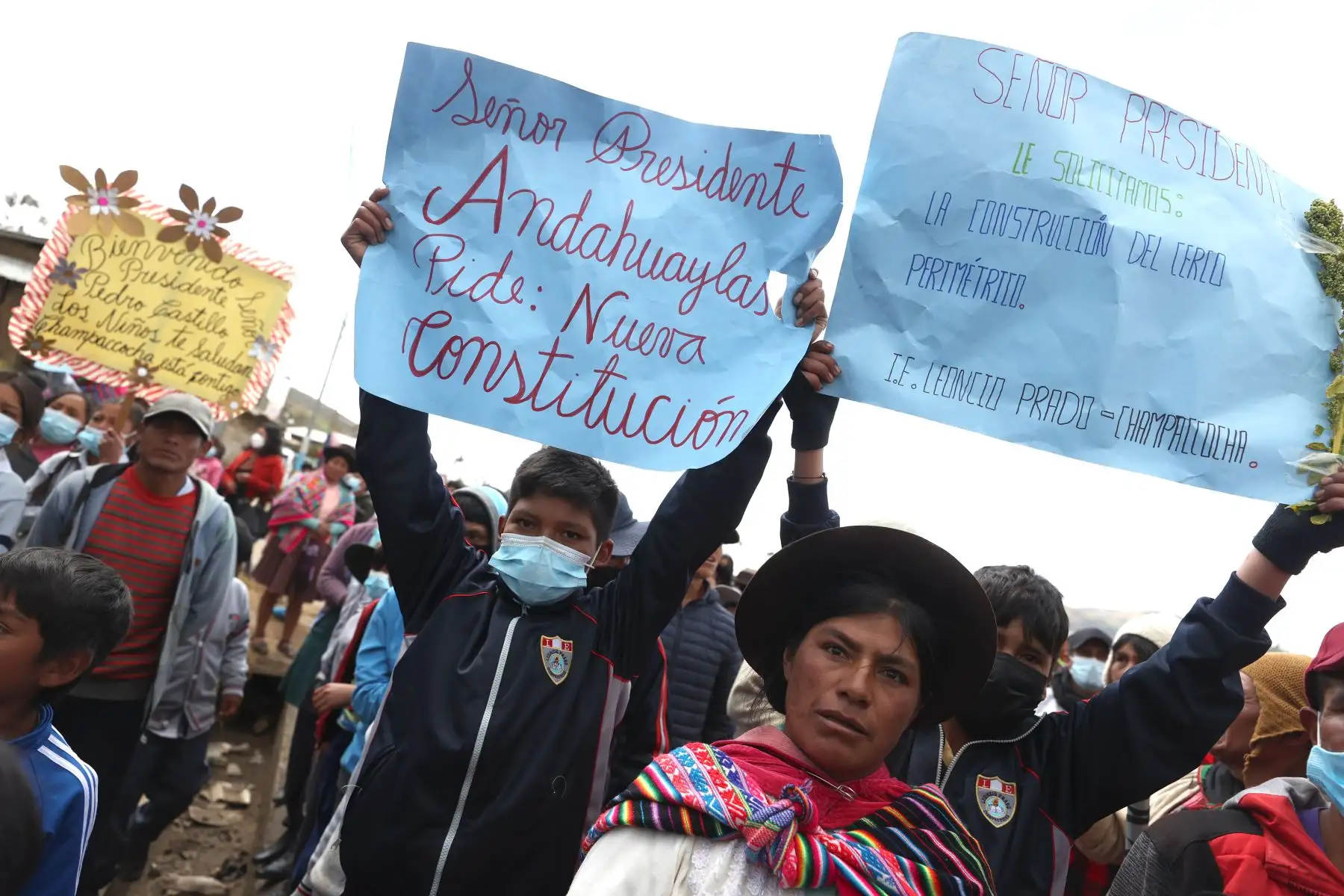 Presidente Pedro Castillo coloca la primera piedra de la obra de mejoramiento y ampliación del servicio de riego para siete localidades de la provincia de Andahuaylas.
Foto: ANDINA/Presidencia Perú