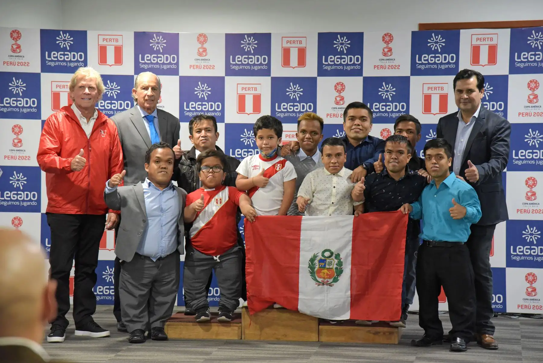 La Selección Peruana debutará en la Copa América de Talla Baja Perú 2022 ante el equipo conformado por Estados Unidos -Canadá (02:00 p.m.) y abrirá el ciclo de competencias que se realizarán en el Polideportivo 1 de Legado la VIDENA.
Foto: ANDINA/Legado