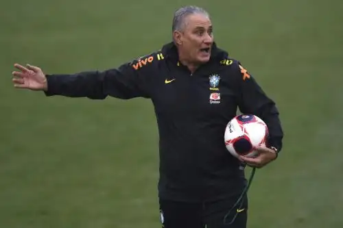 Tite pidió perdón a los deportistas bolivianos