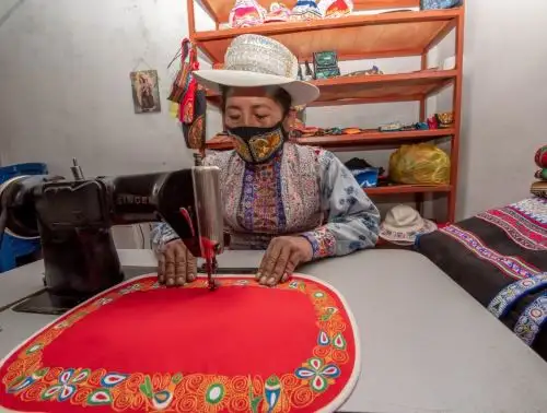Autoridades de Arequipa implementan la primera ruta turística artesanal en el valle del Colca, ubicado en la provincia de Caylloma. ANDINA/Difusión