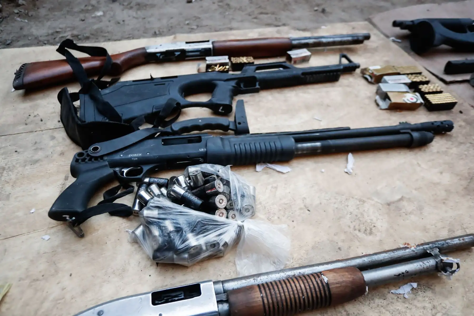 Policía Nacional decomisa cerca de 300 paquetes de droga en Lima y el Callao. El ministro Alfonso Chávarry y el comandante general de la PNP, Vicente Tiburcio, presentaron los resultados de dos intervenciones en los distritos de Carabayllo y Ventanilla. Foto: ANDINA/Renato Pajuelo